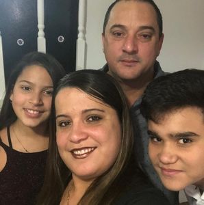 Meet your Posher, Tomas